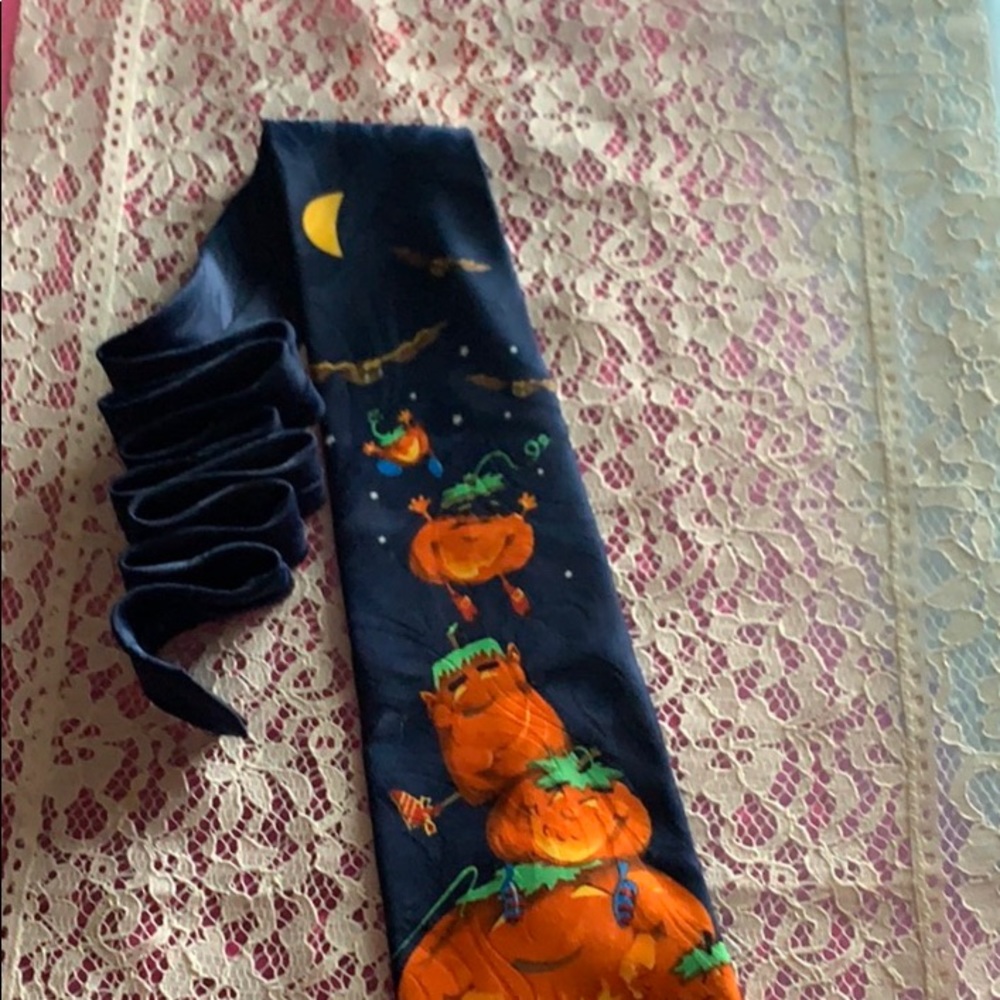 Hallmark Halloween Tie Vintage